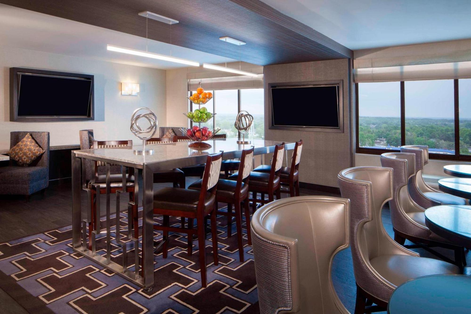 Sheraton Bucks County Langhorne Exterior photo