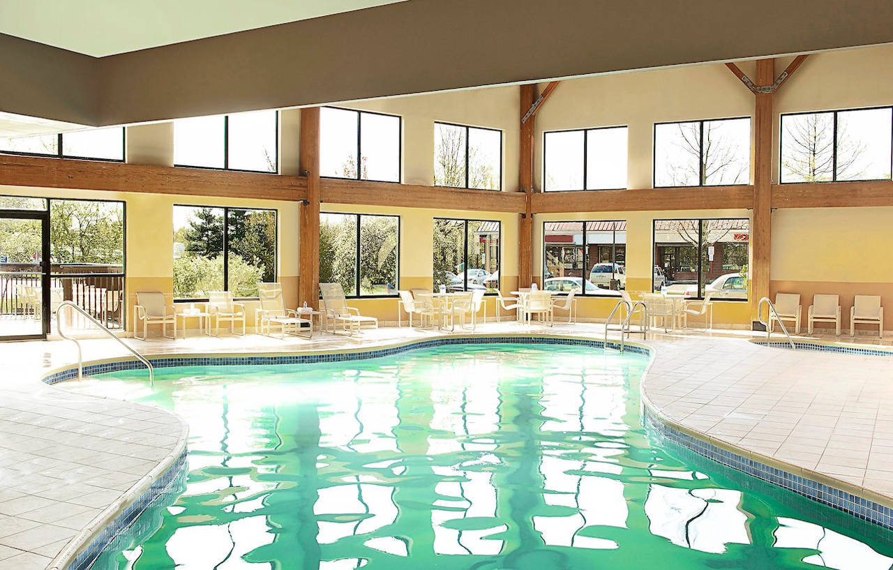 Sheraton Bucks County Langhorne Exterior photo